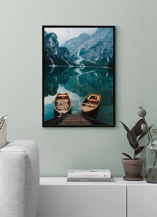 اثنان في إطار البحيرة