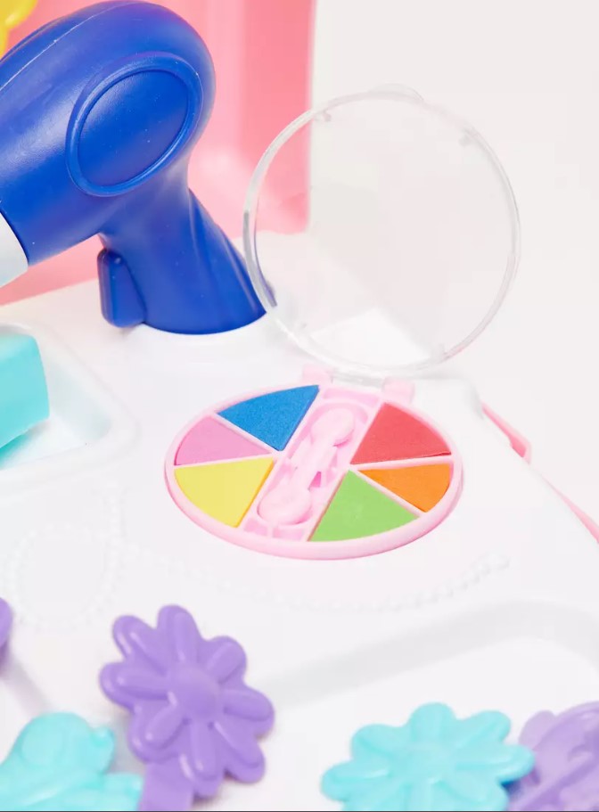 مجموعة ألعاب خزانة ملابس الأميرة - بيت لعب تجميلي - حقيبة ظهر - 19 قطعة - رقم: 703