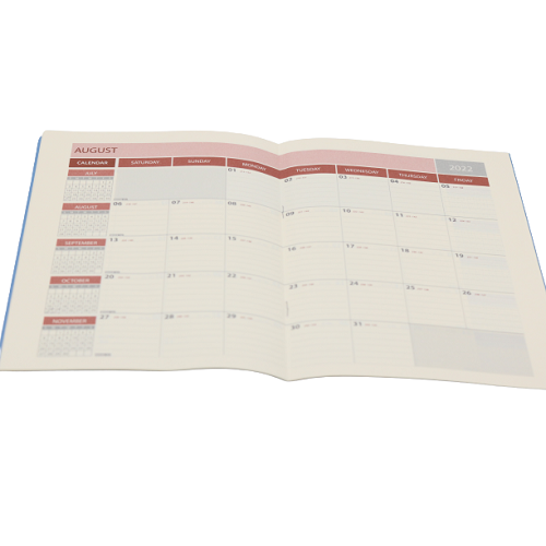 تقويم شهري كلاسيكي من الورق الكريمي لعام 2022 - مقاس B5 