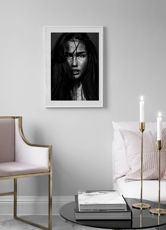 إطار النساء المصابات بالاكتئاب 