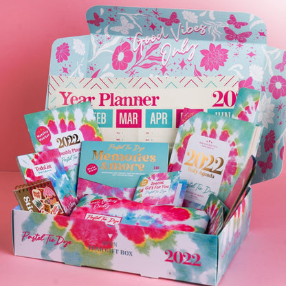 Mofakera Set of Year gift box for 2022 - ( Pastel Tie Dye )