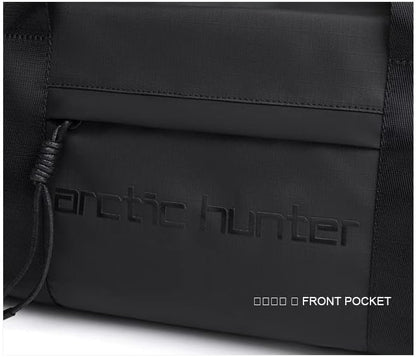 حقيبة سفر رياضية مقاومة للماء من آركتيك هانتر، لون أسود - رقم: LX00537
