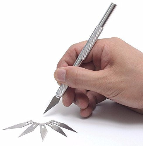 Keep Smiling Metal Detail Pen Knife with 5 Interchangeable Sharp Blades - No:I0078