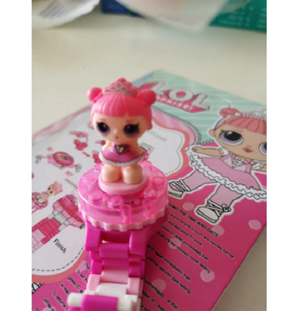 ساعة أطفال كرتونية من إل أو إل سربرايز بتصميم شخصية أنمي للبنات - رقم: ZL861JX 