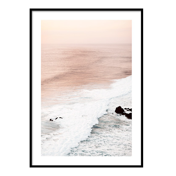 إطار من التموجات الناعمة 