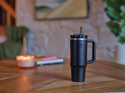 Stanley Stainless Steel Mug, (1200ml) Stainless Steel Mug with Straw and Handle, Insulated Mug with Lid Travel Mug, Stainless Steel Coffee Mug for Hot Iced Drinks