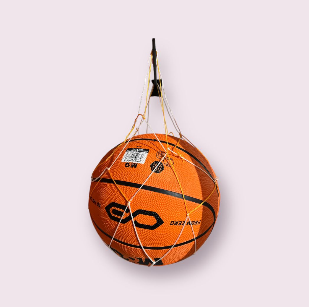 كرة سلة كلاسيكية من إم آند جي تشنغوانغ، مقاس رقم 5، متعددة الألوان - رقم المنتج: AST09324