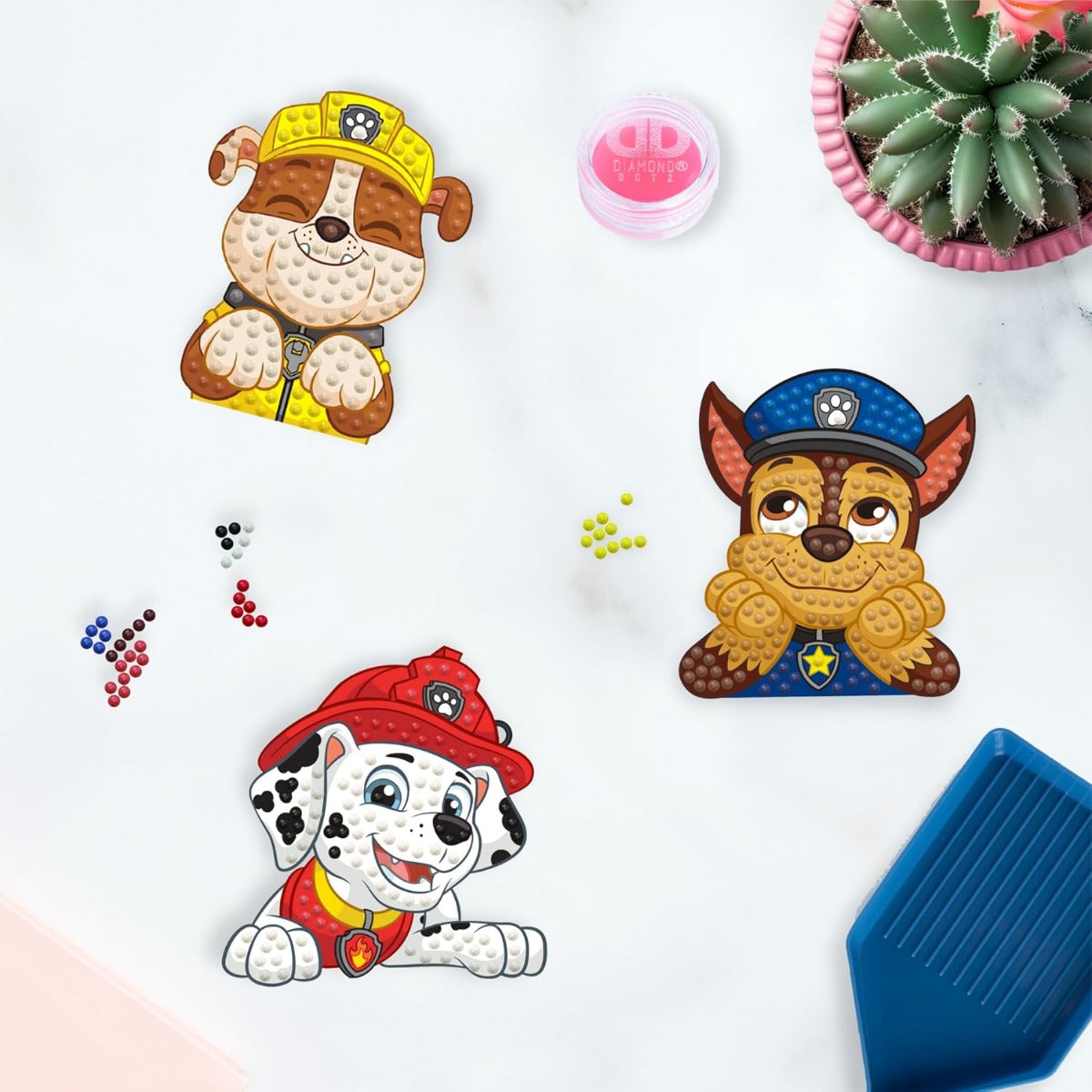 DIAMOND DOTZ 5D Diamond Painting Set Paw Patrol with 6 Designs: 3 Pictures 15 x 15 cm, 3 Stickers - No:DTZ10.008