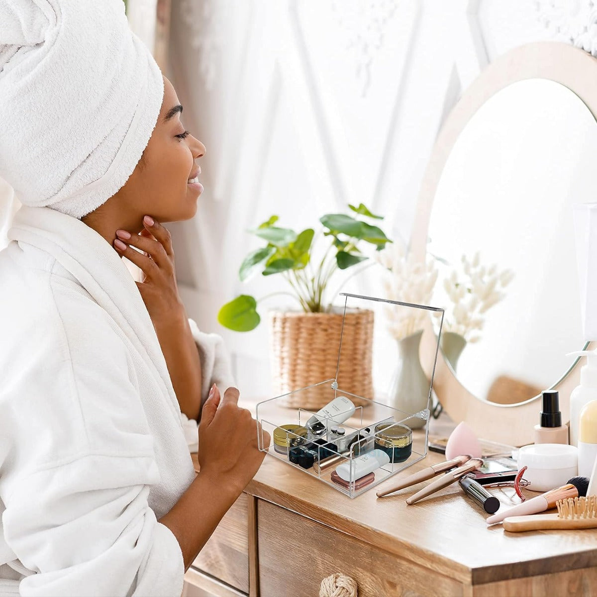 صندوق تخزين أكريليك لخزائن المطبخ.