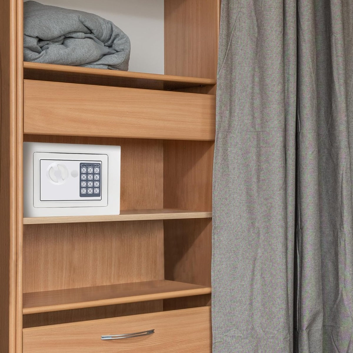 خزنة أمان عالية الأمان سعة 4.6 لتر بقفل فولاذي، صندوق نقود، صندوق أمان للمجوهرات - رقم: M132 