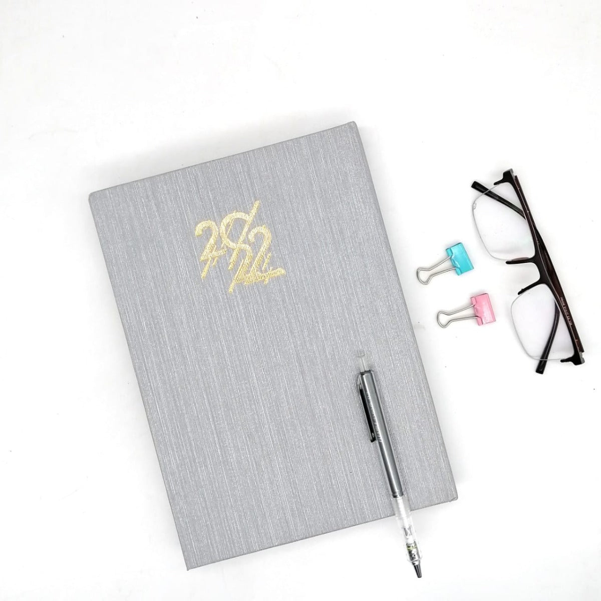 Classic Premium Leather Diary Calendar Colored paper 2022 - B5