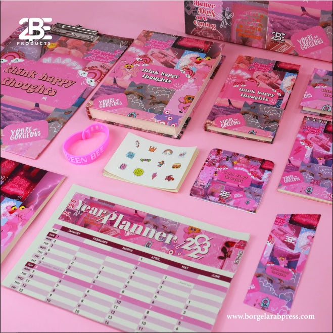 BORG EL-ARAB Pinky Calendar Gift Box 2023 -  Agenda 2023