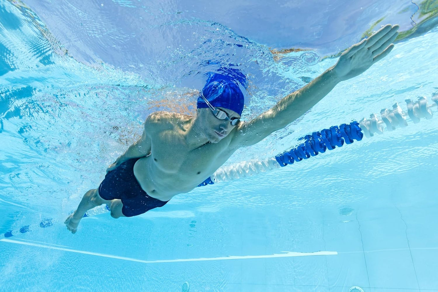 قبعة سباحة بيست واي سليك آند ستريتش المصنوعة من قماش فاخر للبالغين - رقم: 26039