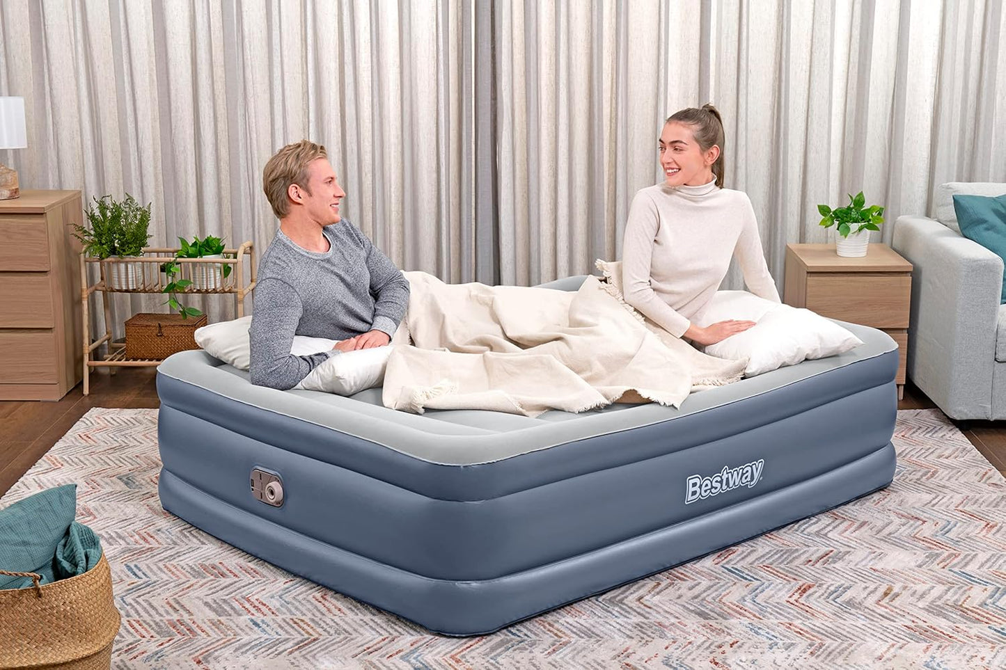 Bestway TriTech Double Queen Air Bed with Integrated Electric Pump 203 x 152 x 51 cm - No:6713I