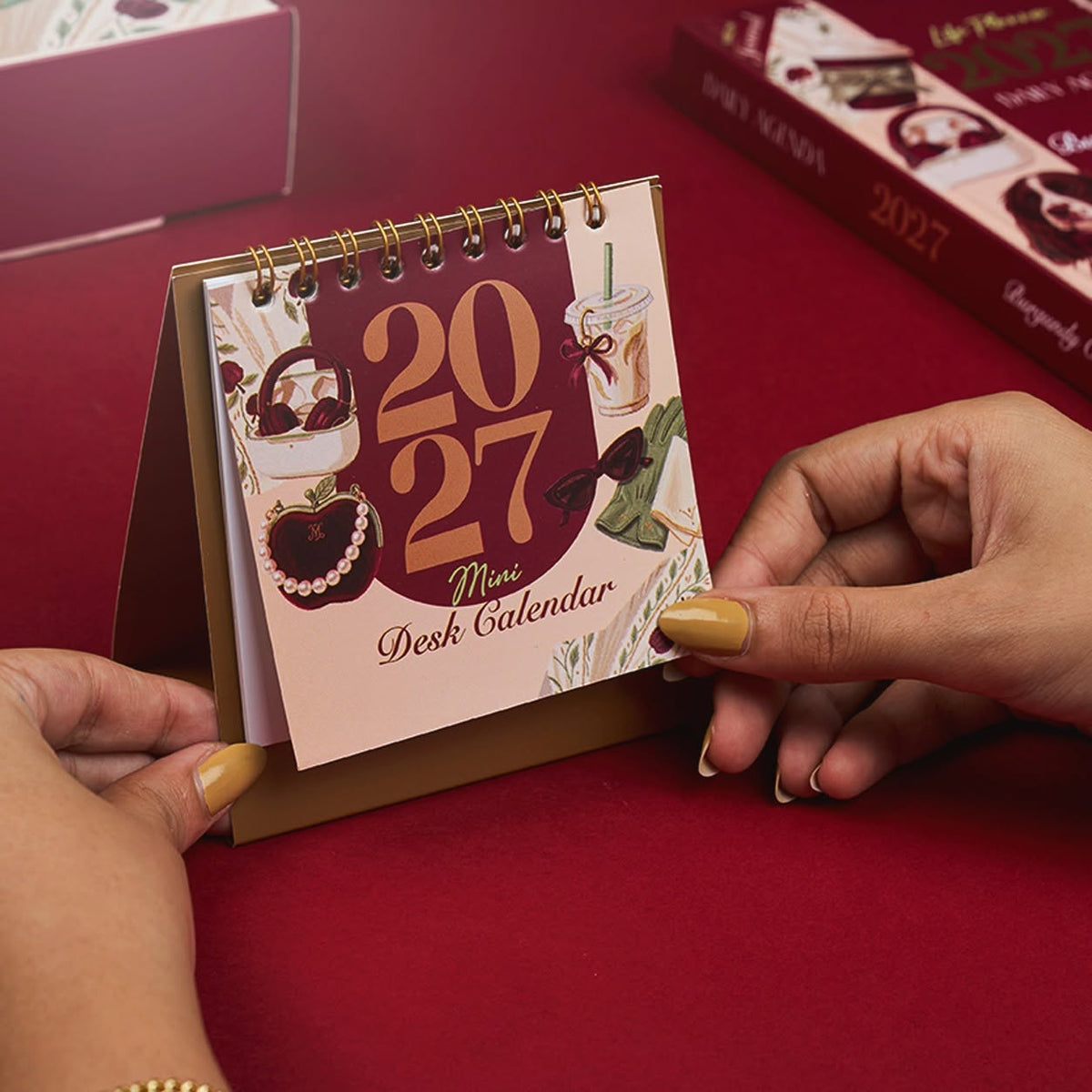 Mofakera Burgundy Chic 2027 Year Gift Box – Luxury A5 Daily Planner & 10-Piece Stationery Gift Set - Dark Red ( Agenda )