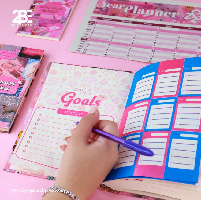 BORG EL-ARAB Pinky Calendar Gift Box 2023 -  Agenda 2023