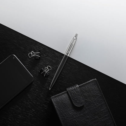 Parker Jotter Ballpoint Matte Black | Chrome Trim | Medium Point Pen Gift Set – Premium Black Ballpoint Pen with Luxury Presentation Box - CT - Black