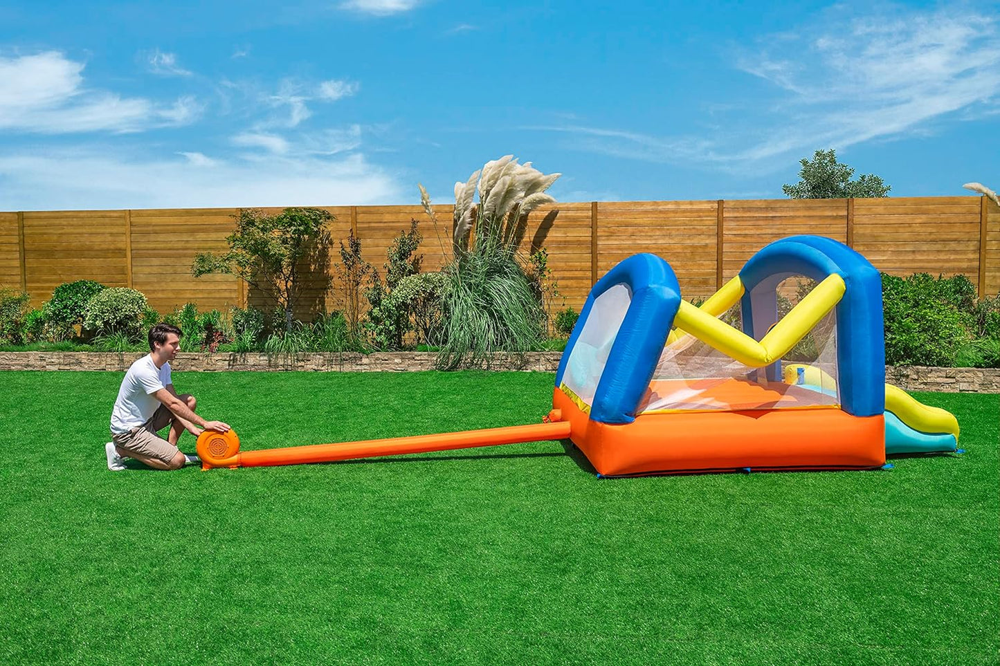 Bestway H2OGO Leap & Play Bouncy with Continuous Blower 289x213x173 cm - No:53427