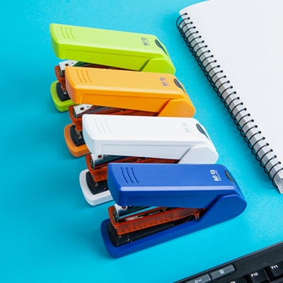 M&G Chenguang Flat Stitch One Finger Labor-Saving Stapler - No:ABSN2648