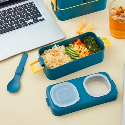 550ml Lunch Box with Sauce Container & Cutlery Set – Portable Food Storage Box for School, Office & Travel