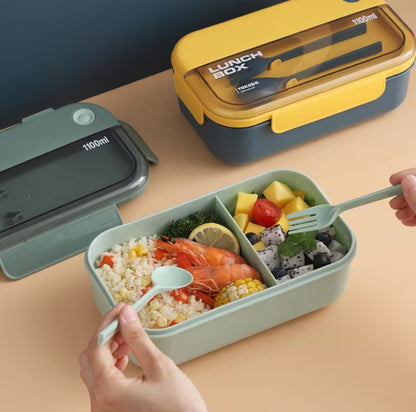 1100ml Lunch Box with Divider & Built-in Cutlery – Leak-Resistant Food Container for School, Office & Travel