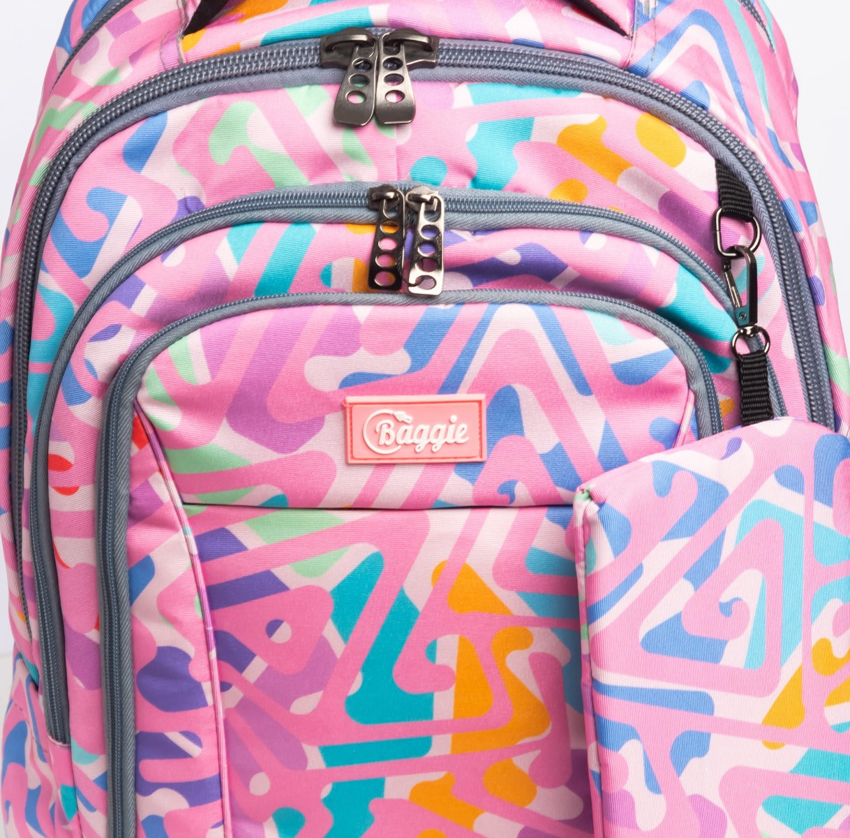 حقيبة ظهر كبيرة الحجم بتصميم عصري، تتسع لأجهزة الكمبيوتر المحمولة مقاس 15.6 بوصة و19 بوصة، مع حافظة أقلام - (الألوان: وردي)