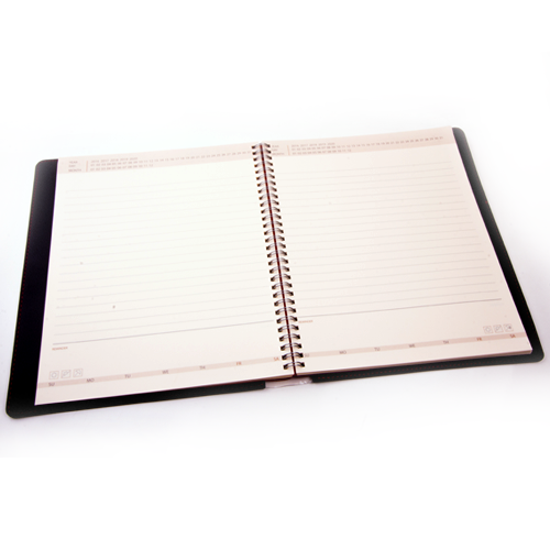 مخطط مكتبي أسبوعي من إم آند إمز - مقاس A4 - (بدون تاريخ)