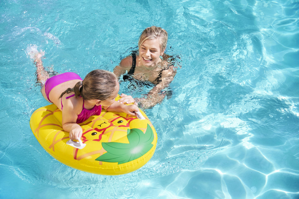 Bestway Surf Buddy Pool Rider 42049 - in pool