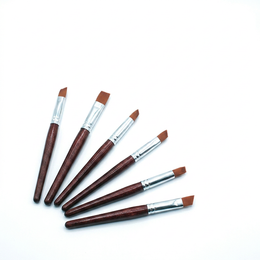 Preparation brush set 5 pieces studio packshot with label