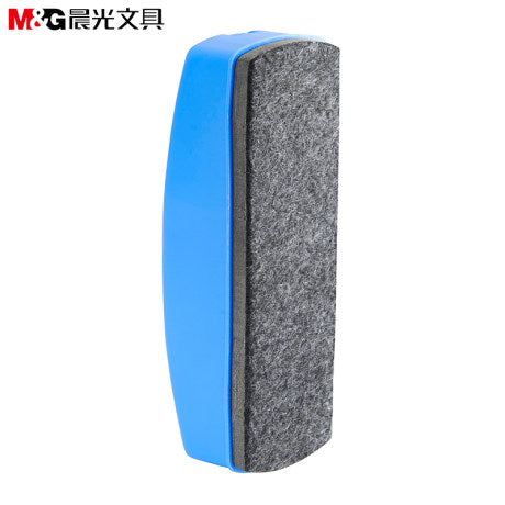 سبورة بيضاء مغناطيسية كبيرة الحجم من إم آند جي تشنغوانغ مع ممحاة - رقم: ASC99363