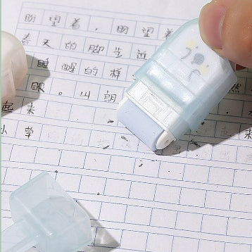 ممحاة رصاص على شكل آيس كريم من إم آند جي تشنغوانغ، فائقة التنظيف مع بكرة سحرية - قطعة واحدة - رقم المنتج: AXP963JV